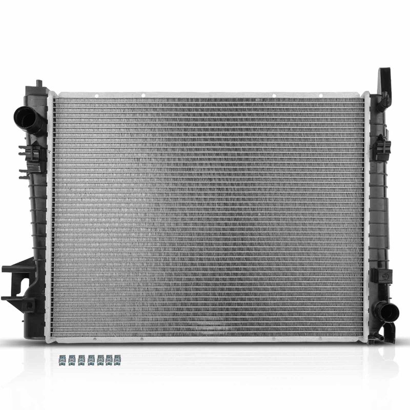 Radiator for Dodge Ram 1500 2500 3500 V6 3.7L V8 4.7L 5.7L