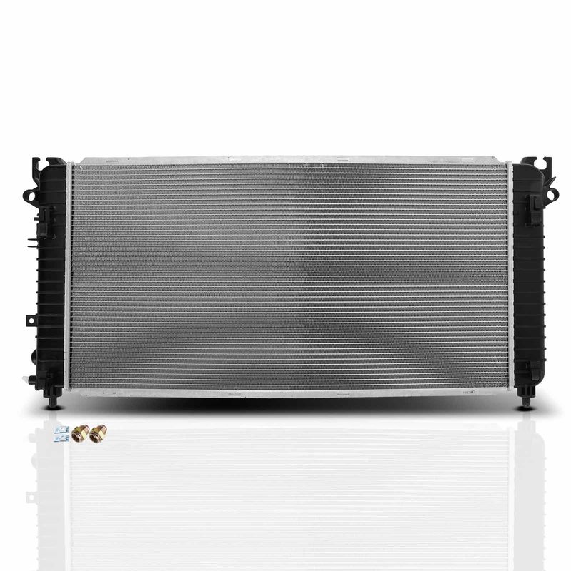 Radiator with Oil Cooler for Chevrolet Silverado 1500 GMC Sierra 1500 Auto Trans.