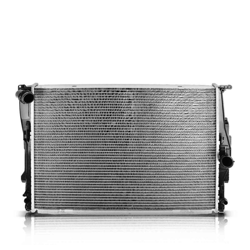 Radiator for BMW 128i E82 E88 325i 328i 330i E90 E91 E92 E93 Z4 E89 L6 3.0L N52