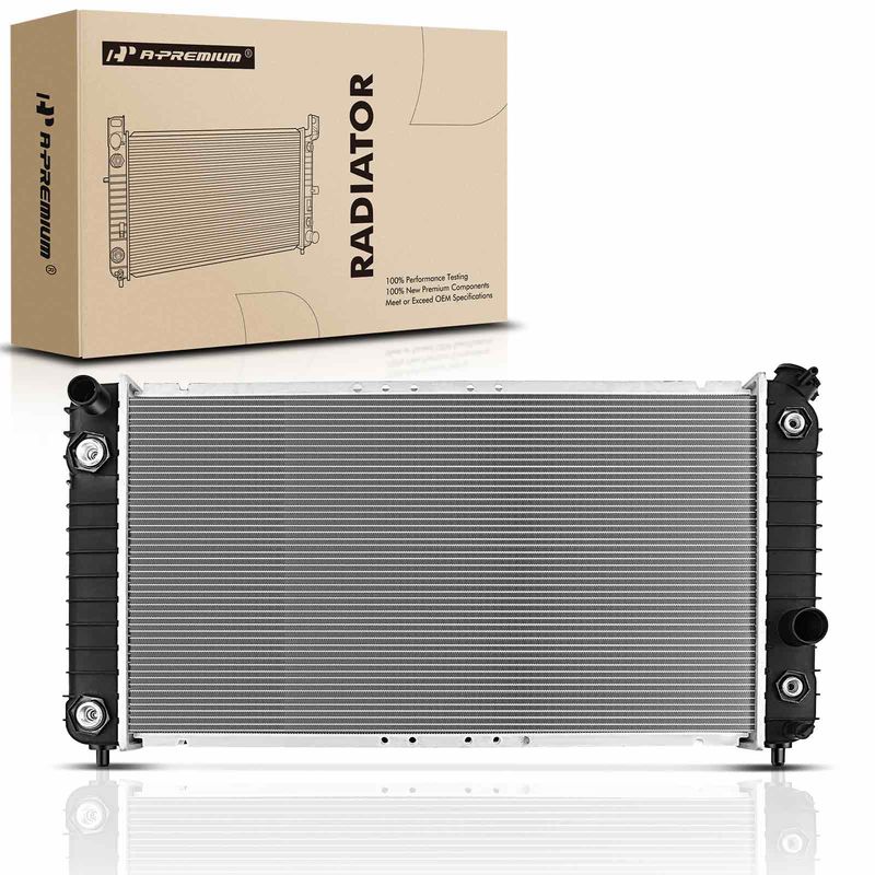 Radiator with Oil Cooler for Chevy Blazer S10 GMC Jimmy Sonoma Isuzu 4.3L Auto