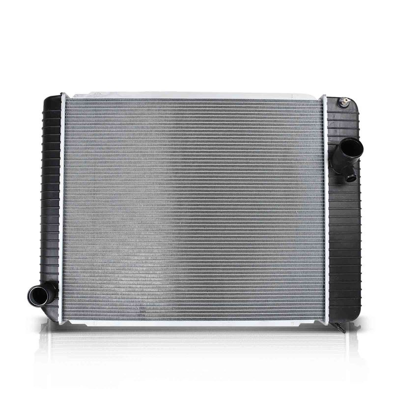 Radiator with Oil Cooler for International Harvester 4100 4400 08-10 Auto Trans