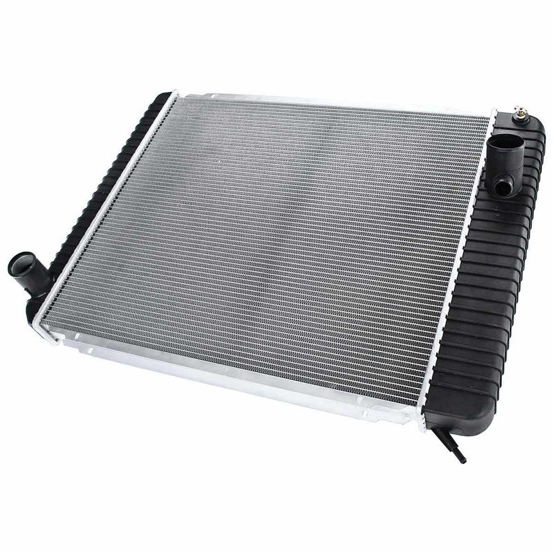 Radiator with Oil Cooler for International Harvester 4100 4400 08-10 Auto Trans